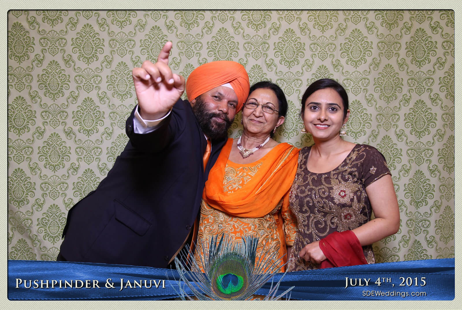Mississauga Versailles Convention Centre South Asian Wedding Photo Booth Rental 5